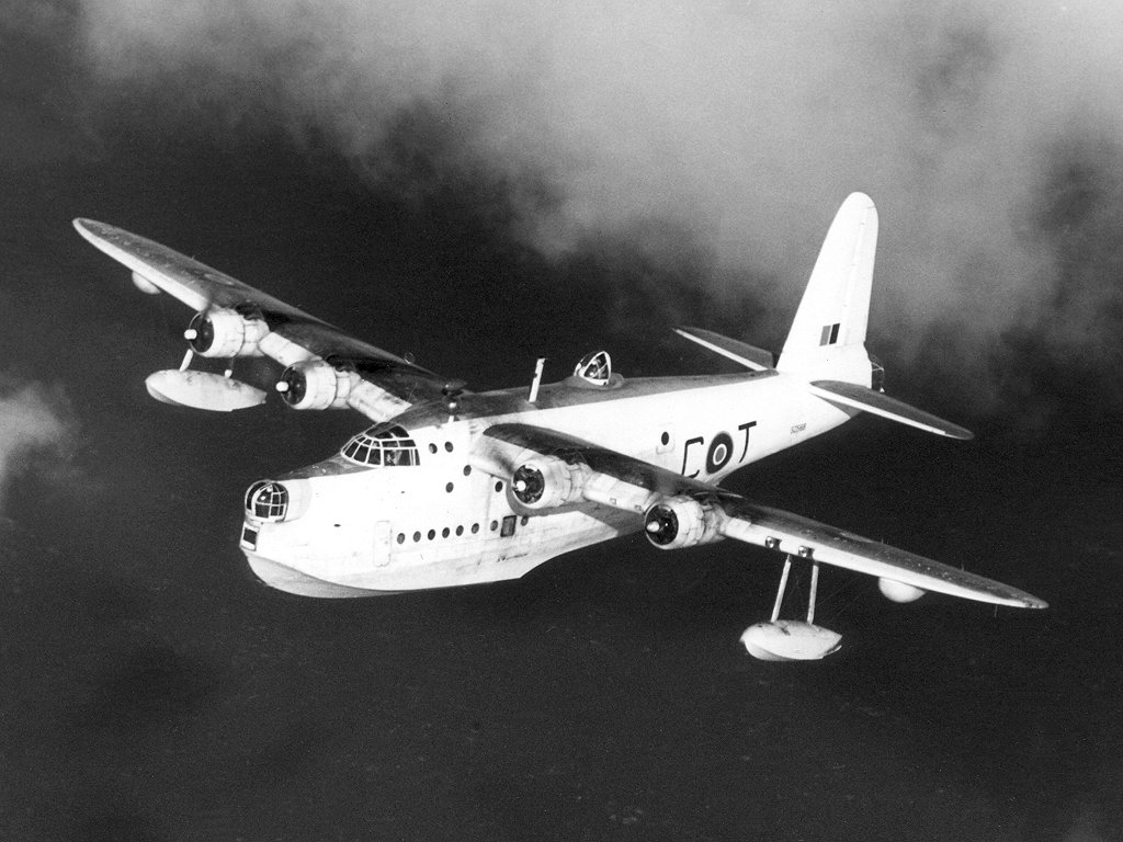 Sunderland Mk V flying boat flying in the air,